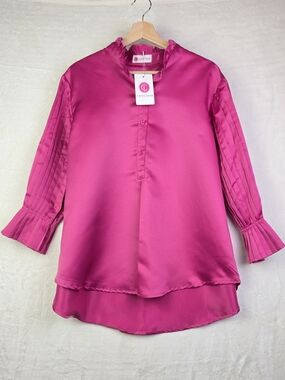 Caryn Lawn Kimberly Pleated Top Magenta NWT Satin Ruffle Collar